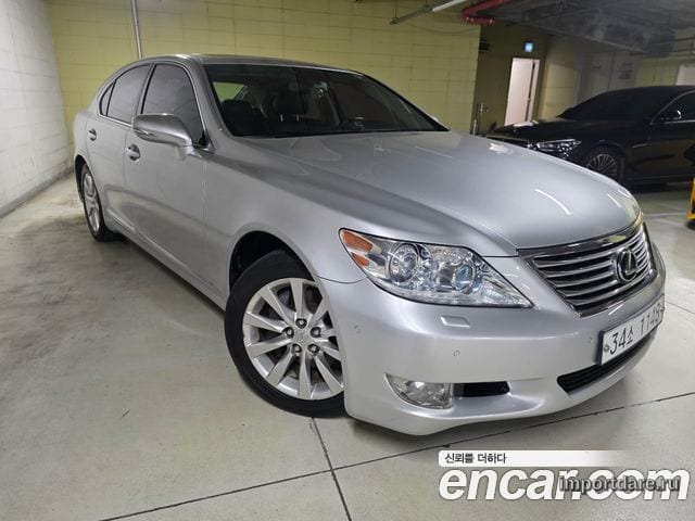 LEXUS LS460 2012 — 190 000 км, серебристый, Корея — под ключ — фото 1