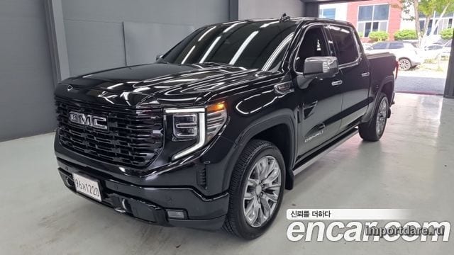 GMC Sierra сбоку