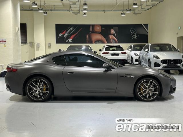 Maserati Granturismo интерьер