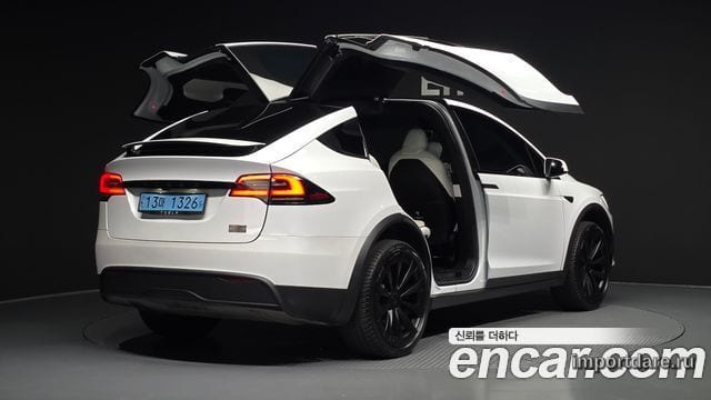 TESLA MODEL X 2023 — 30 125 км, белый, Корея — под ключ — фото 2