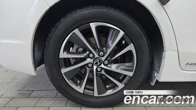 Lexus Ct200h детали