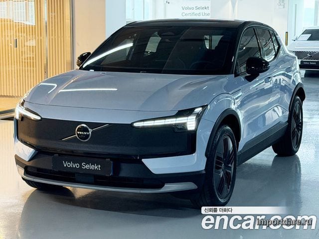 Volvo EX30 2026
