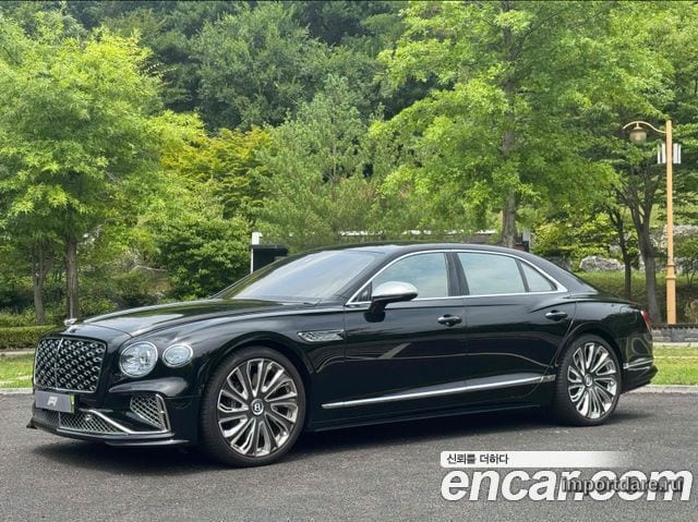 Bentley Flying Spur 2025