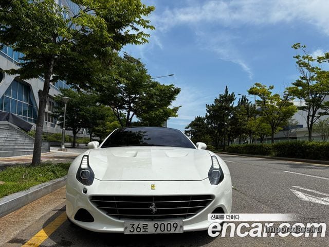 Ferrari California интерьер