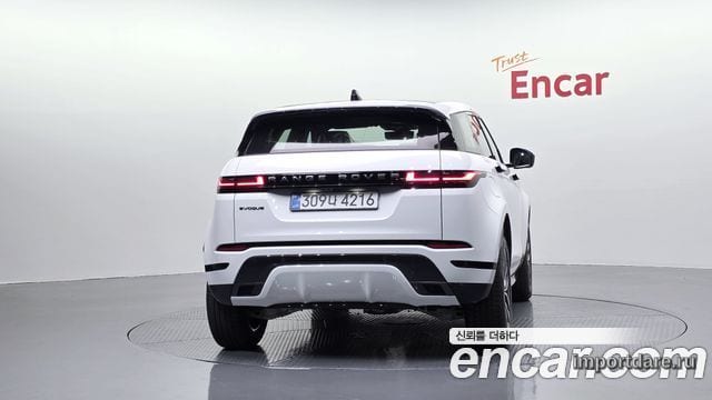 Land Rover Range Rover Evoque сзади
