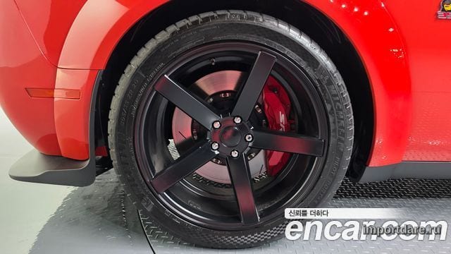 Dodge Challenger детали