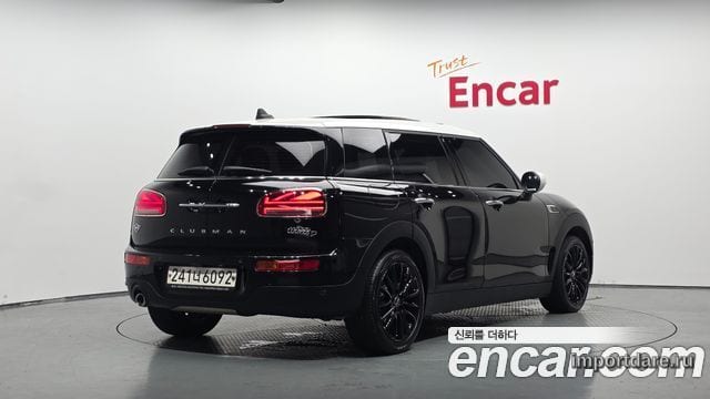 Mini Cooper D Clubman спереди