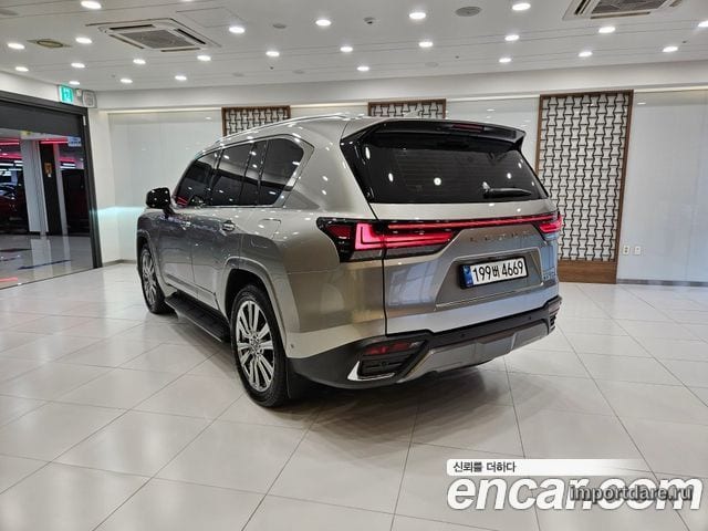 LEXUS LX 2025 — 11 350 км, серебристо-серый, Корея — под ключ — фото 2