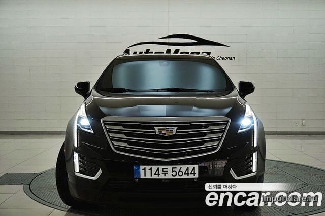 CADILLAC XT5 2019 — 105 334 км, Корея — под ключ — фото 1