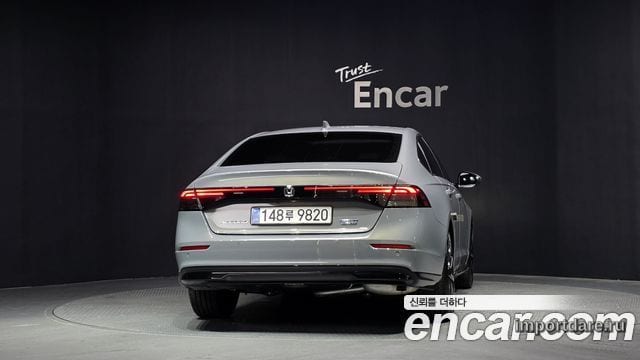Honda Accord сзади