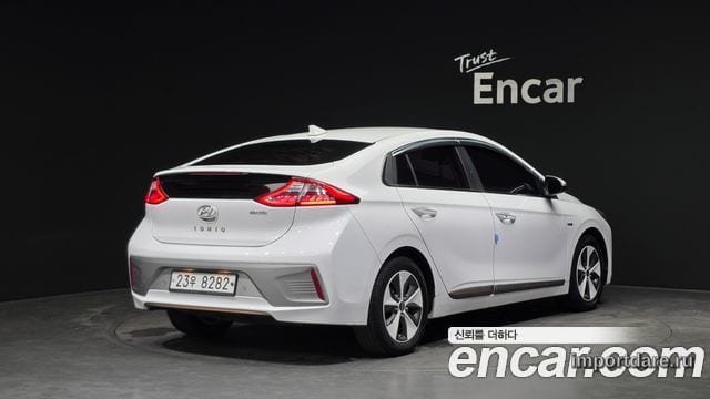 HYUNDAI IONIQ ELECTRIC 2017 — 122 488 км, белый, Корея — под ключ — фото 2