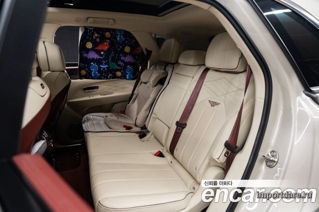BENTLEY BENTAYGA 2025 — 15 000 км, белый-перламутр, Корея — под ключ — фото 7