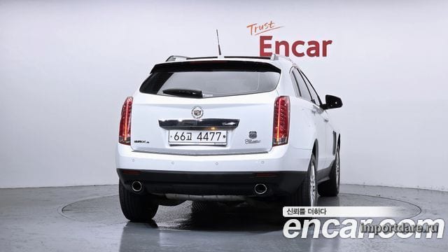 Cadillac Srx сзади