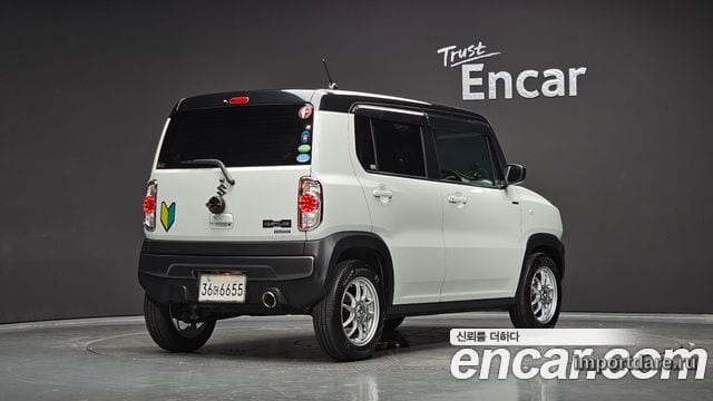 Suzuki Hustler сбоку