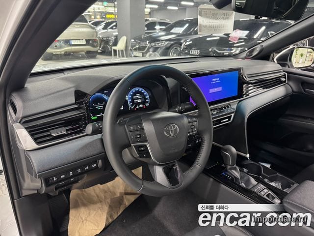 Toyota Camry сзади