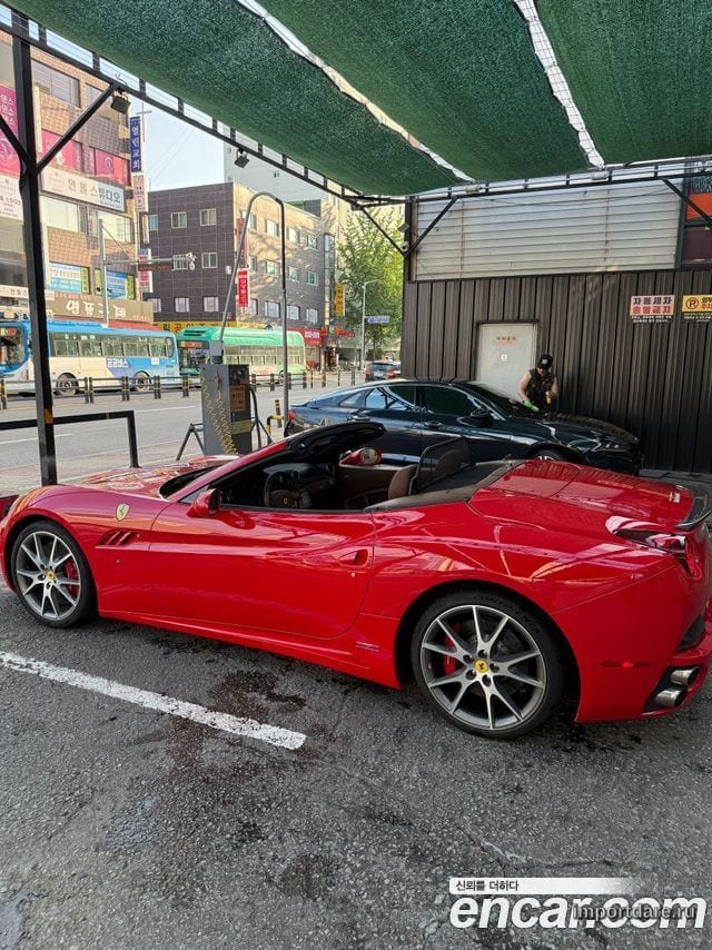 Ferrari California 2010