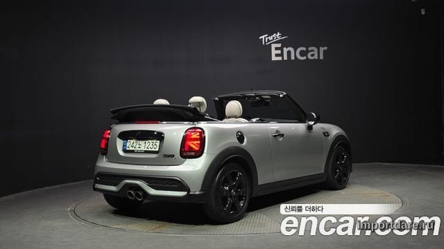 MINI COOPER S CONVERTIBLE 2023 — 27 221 км, серебристый, Корея — под ключ — фото 1