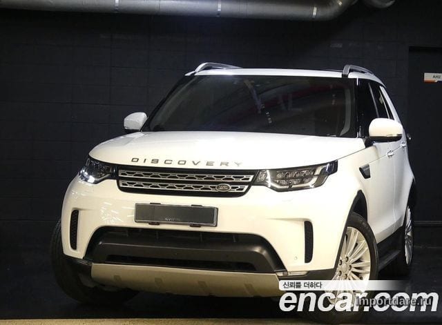 LAND ROVER DISCOVERY 5 2017 — 137 000 км, белый, Корея — под ключ — фото 1