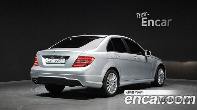 MERCEDES-BENZ C-CLASS W204 2014 — 76 120 км, серебристый, Корея — под ключ — фото 2