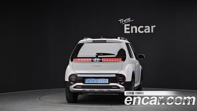Hyundai Casper Electric сзади