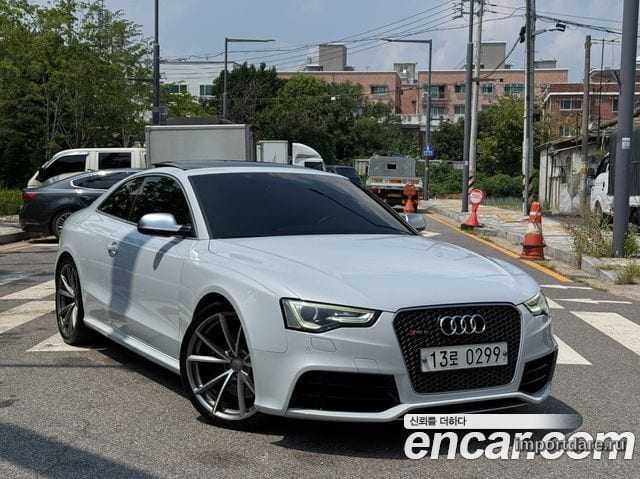 Audi RS5 2016