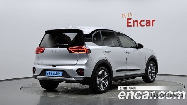 Kia Niro Plus 2024