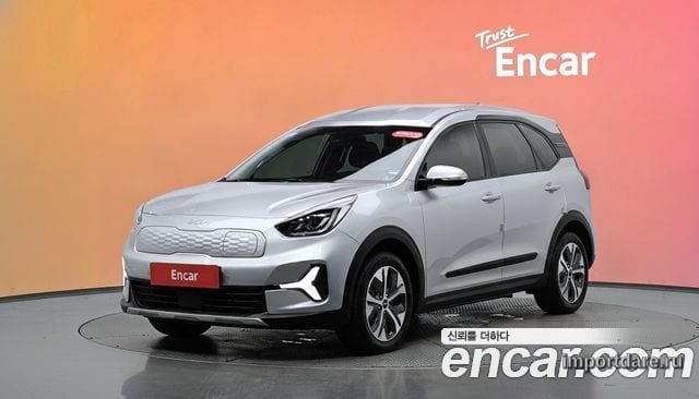 KIA NIRO PLUS 2024 — 11 543 км, серебристый, Корея — под ключ — фото 2