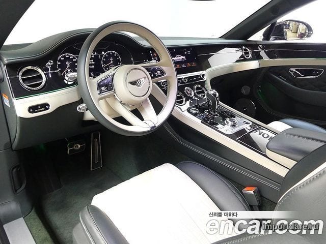 BENTLEY CONTINENTAL 2024 — 9 400 км, тёмно-зелёный, Корея — под ключ — фото 4