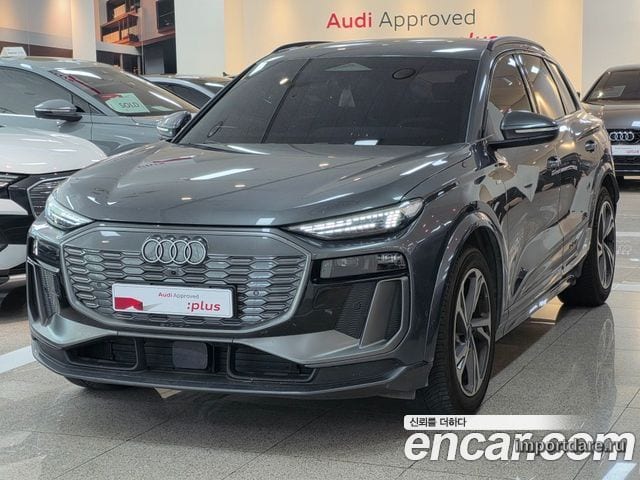 Audi Q6 E-Tron спереди