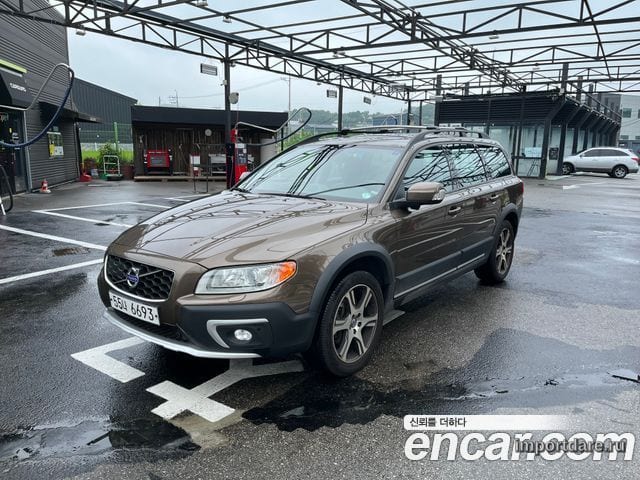 VOLVO XC70 2014 — 32 900 км, золотистый, Корея — под ключ — фото 1