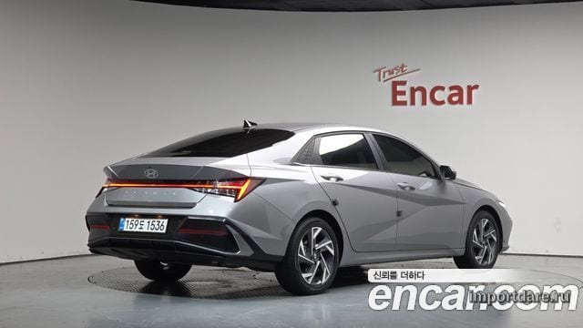 Hyundai Avante Hybrid 2026