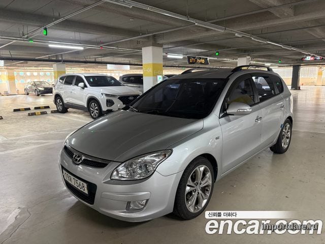Hyundai I30 Cw спереди
