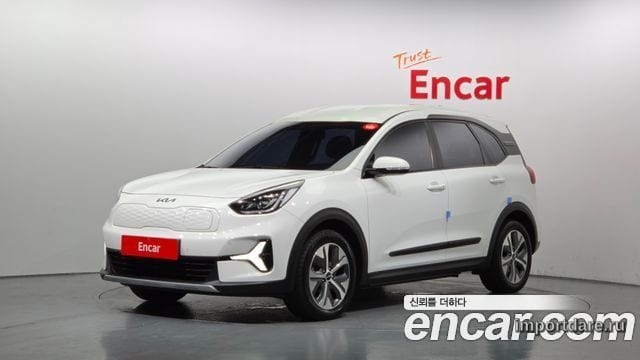 Kia Niro Plus 2024