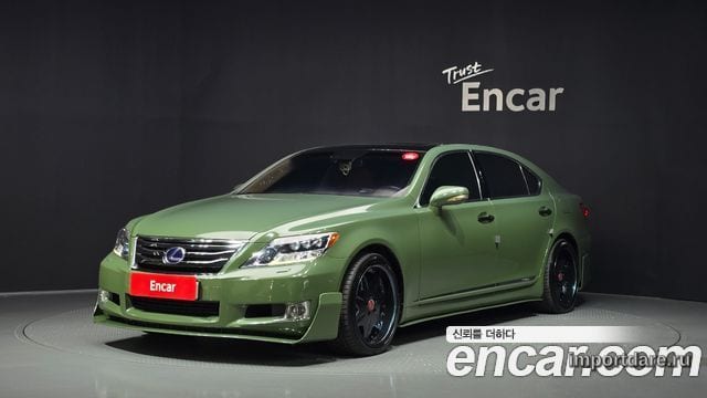 Lexus LS600hL 2012