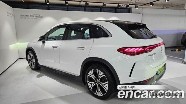 Mercedes-Benz Eqe интерьер