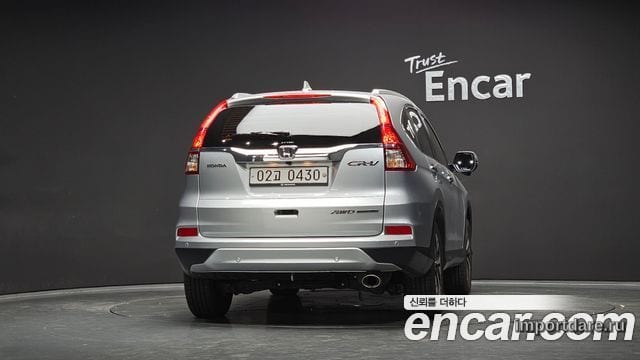 Honda New Cr-V сзади