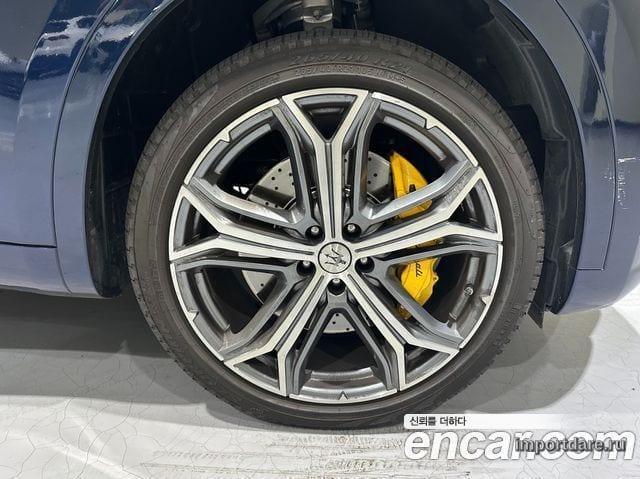 Maserati Levante детали