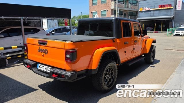 Jeep Gladiator сбоку