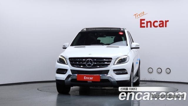 Mercedes-Benz M-Class интерьер