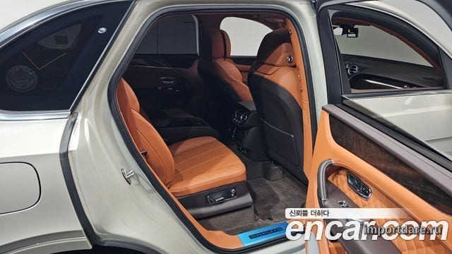 BENTLEY BENTAYGA 2018 — 38 696 км, белый-перламутр, Корея — под ключ — фото 12