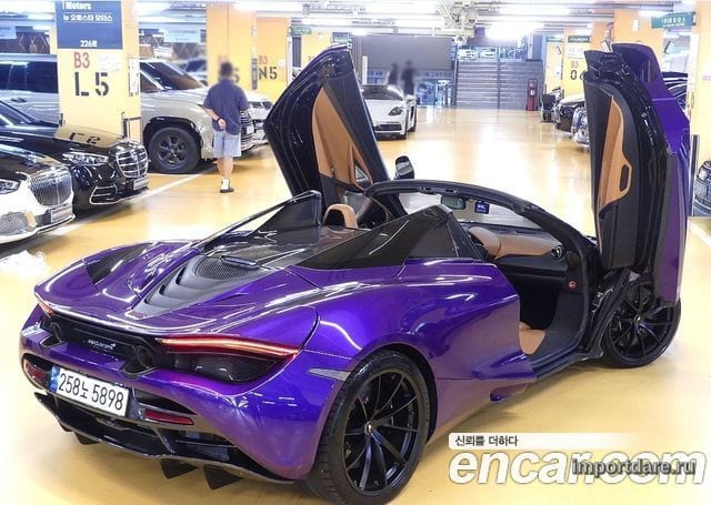 Mclaren 720s сзади