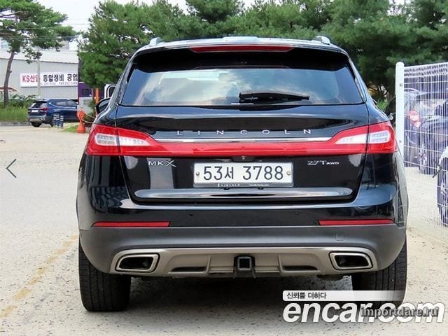 Lincoln Mkx сзади