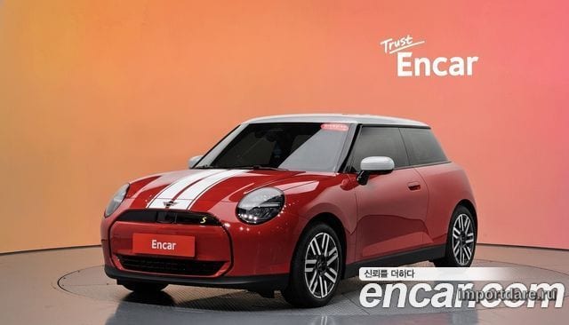 MINI COOPER ELECTRIC 2026 — 139 км, красный, Корея — под ключ — фото 2