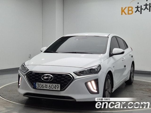 Hyundai Ioniq Hybrid 2020