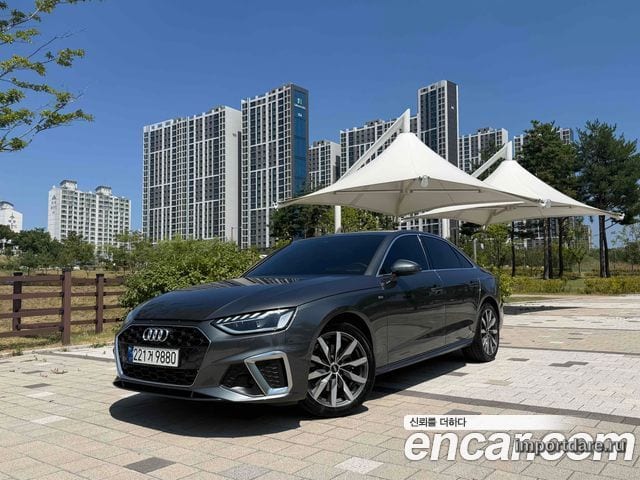 Audi A4 2023