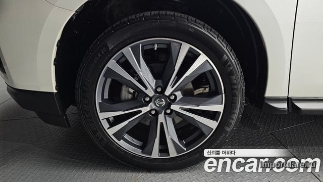 Nissan Pathfinder детали