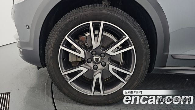 VOLVO V90 CROSS COUNTRY 2019 — 89 270 км, серый, Корея — под ключ — фото 5
