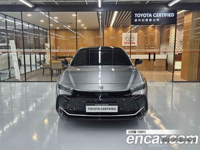 Toyota Crown интерьер