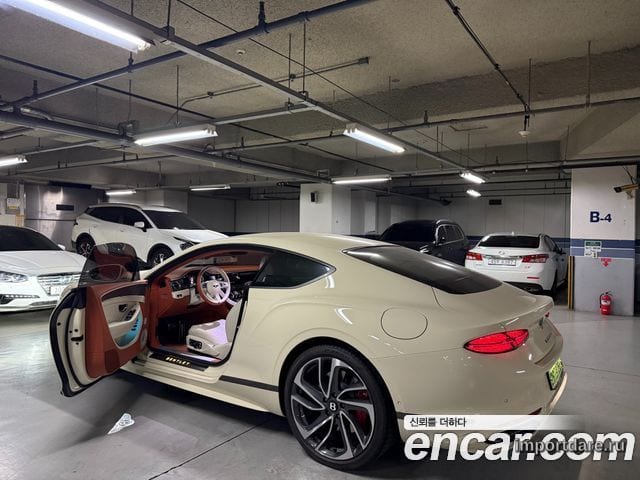 BENTLEY CONTINENTAL 2025 — 4 800 км, белый-перламутр, Корея — под ключ — фото 6