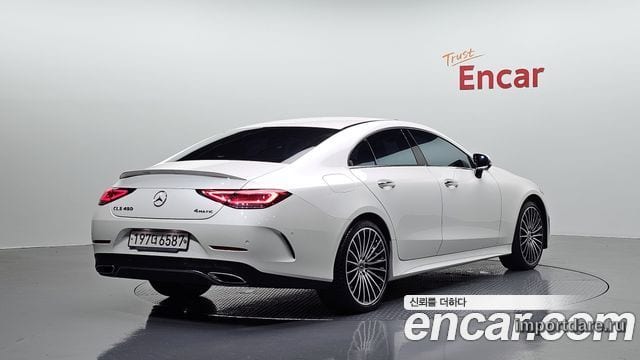 Mercedes-Benz Cls-Class спереди